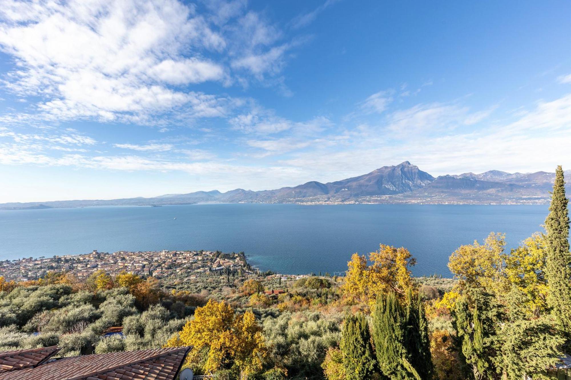 Casa Serena Lake View Torri Del Benaco Exterior photo